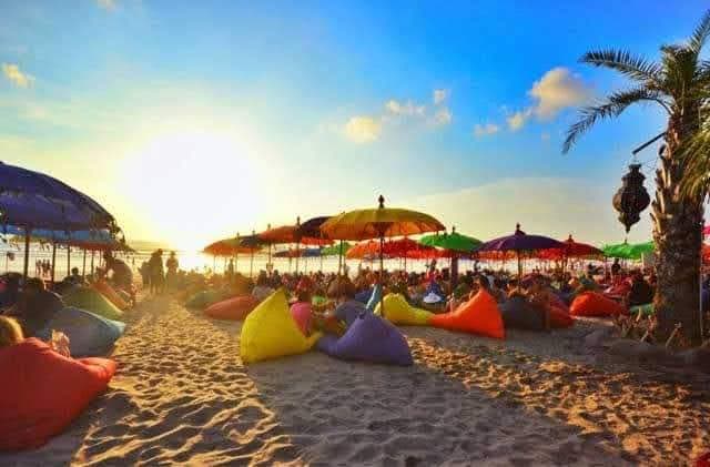 Bali, 3