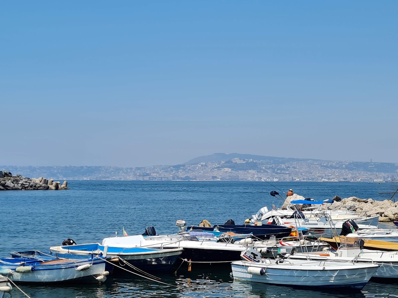 Bay of Naples, 3