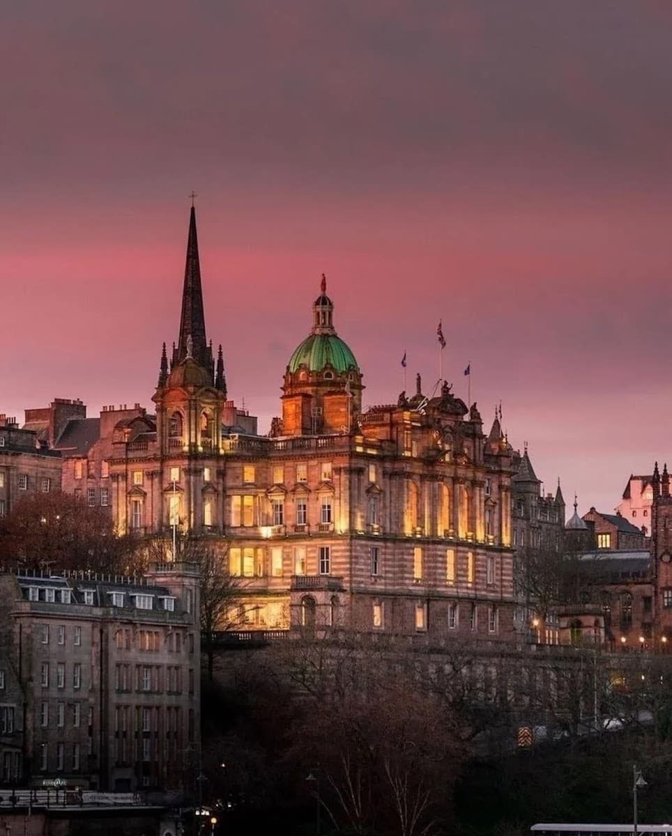 Edinburgh, 3