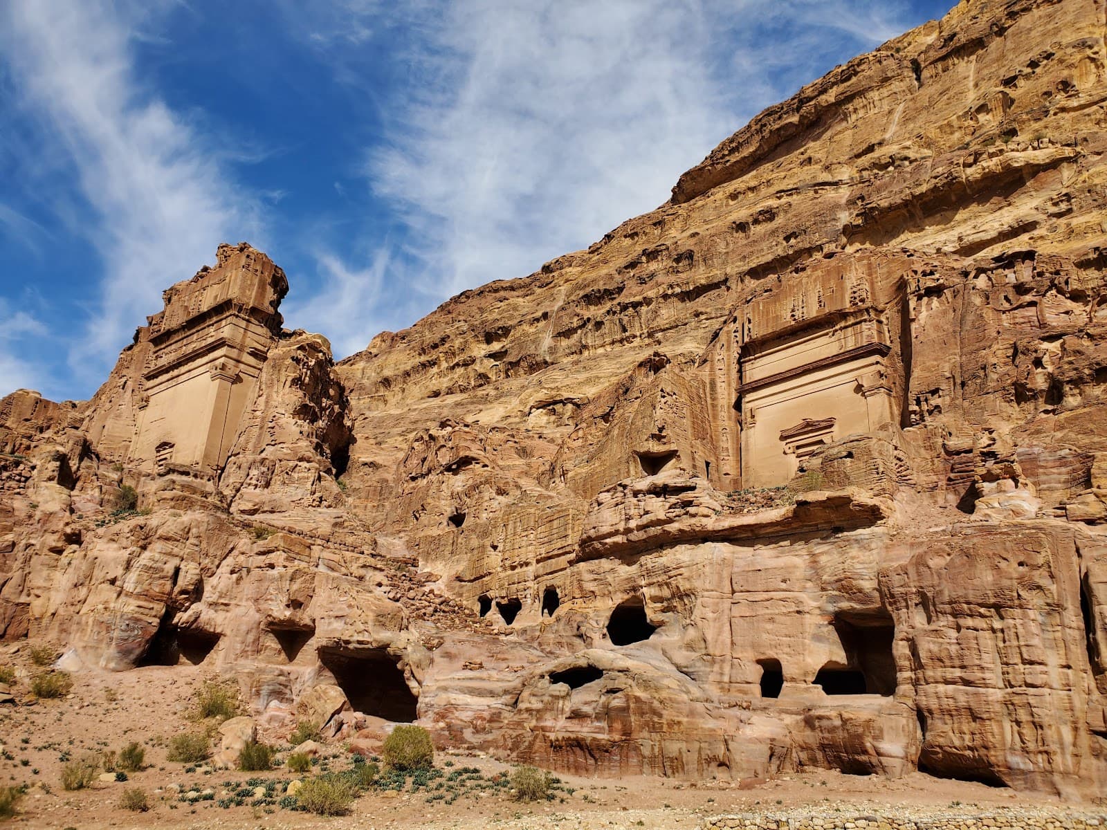 Petra, 4