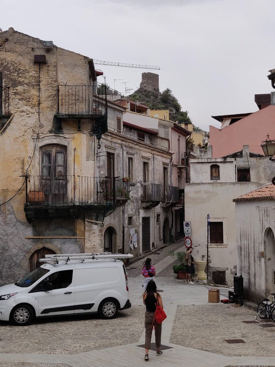 Savoca, 3