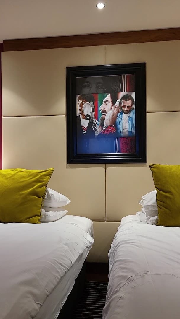 Hard Days Night Hotel