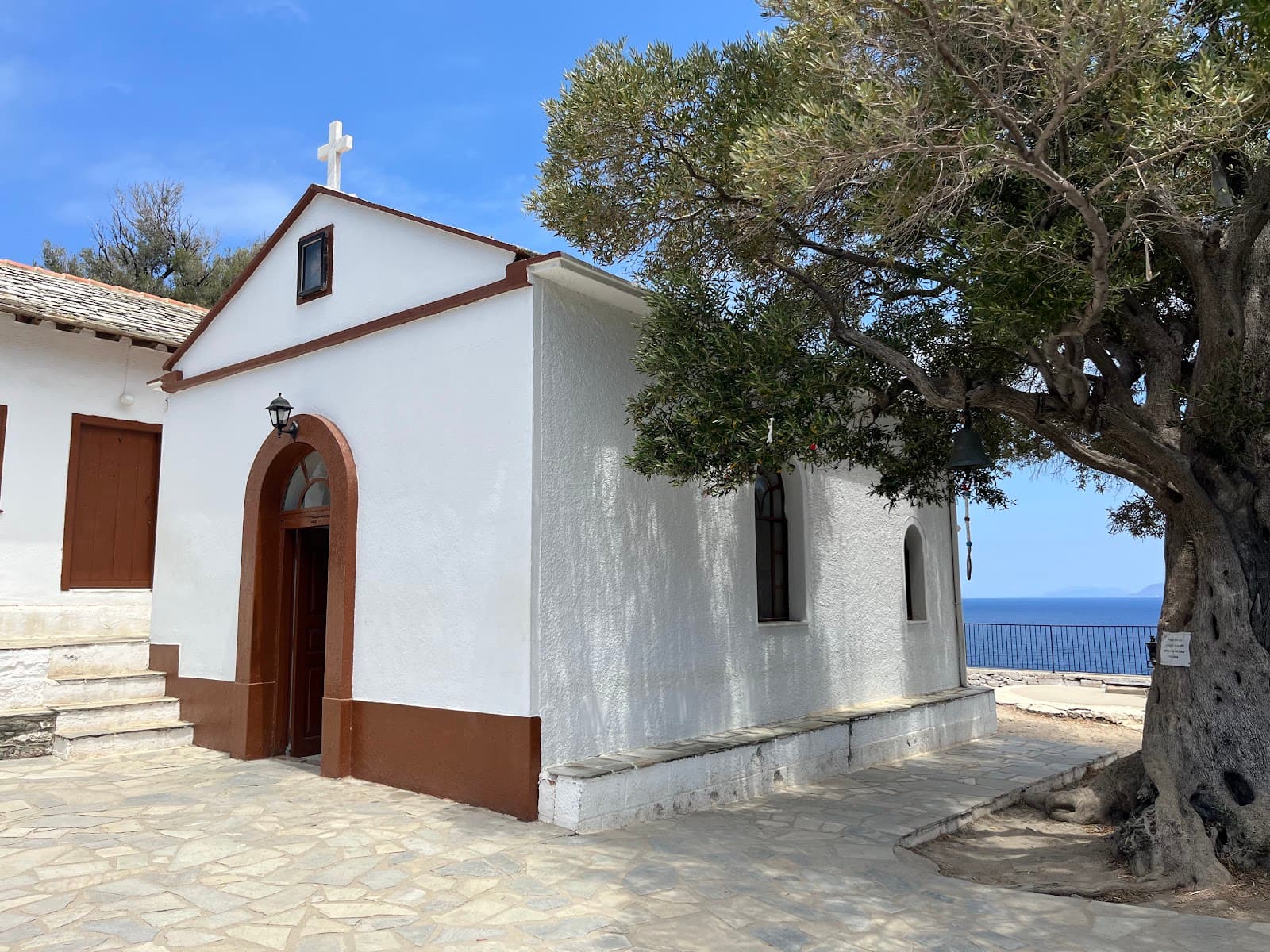 Agios Ioannis Kastri chapel, aus der Nähe