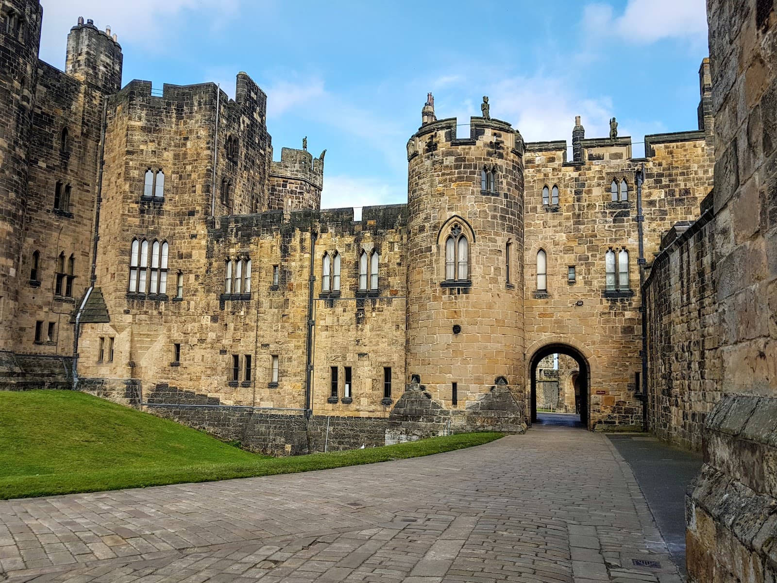 Alnwick Castle, a closer look