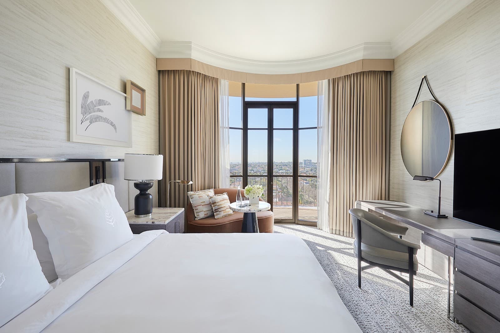Beverly Wilshire, a closer look