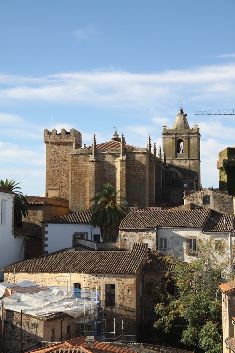 Cáceres Old Town, a closer look
