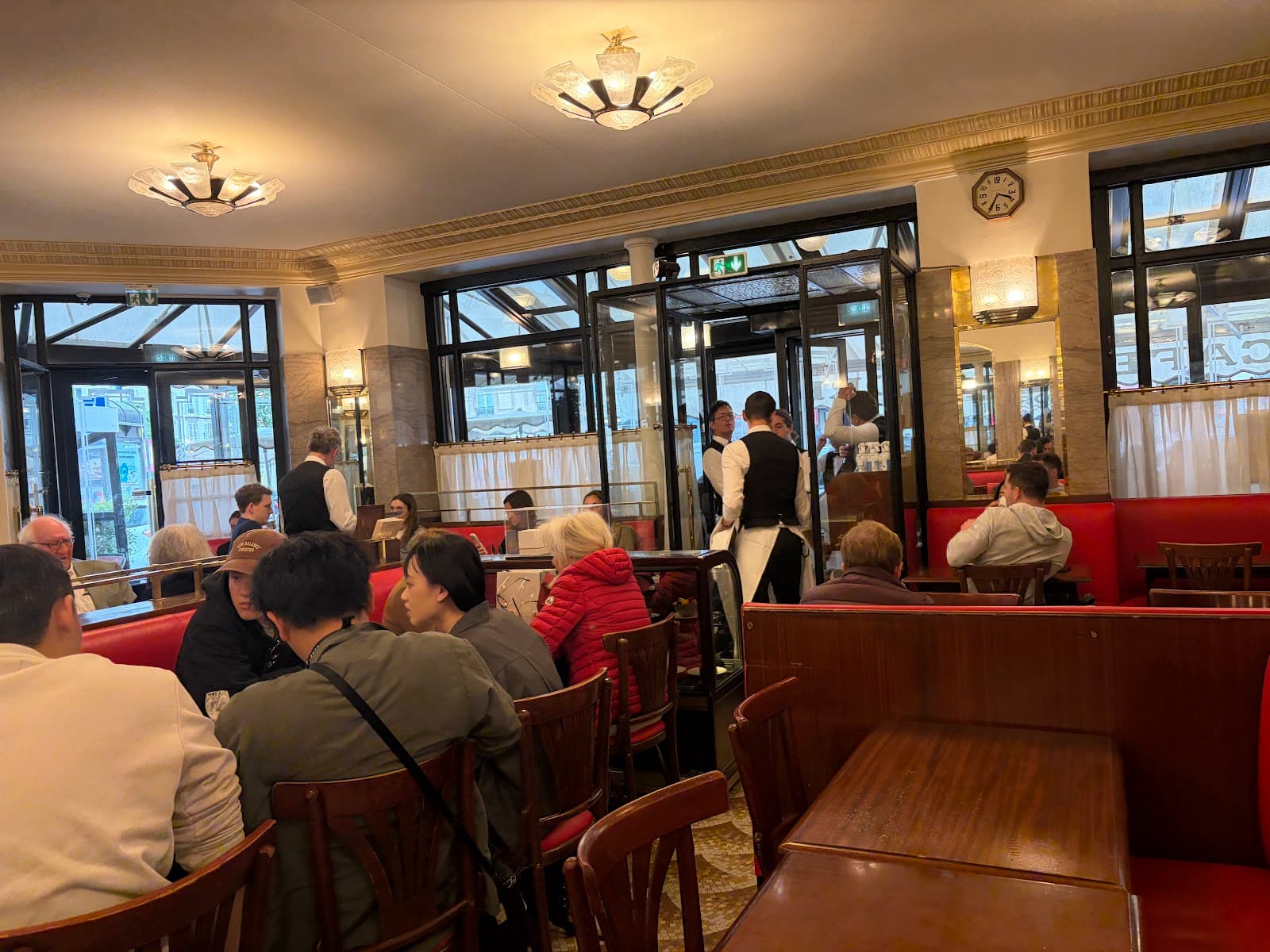 Café de Flore, aus der Nähe